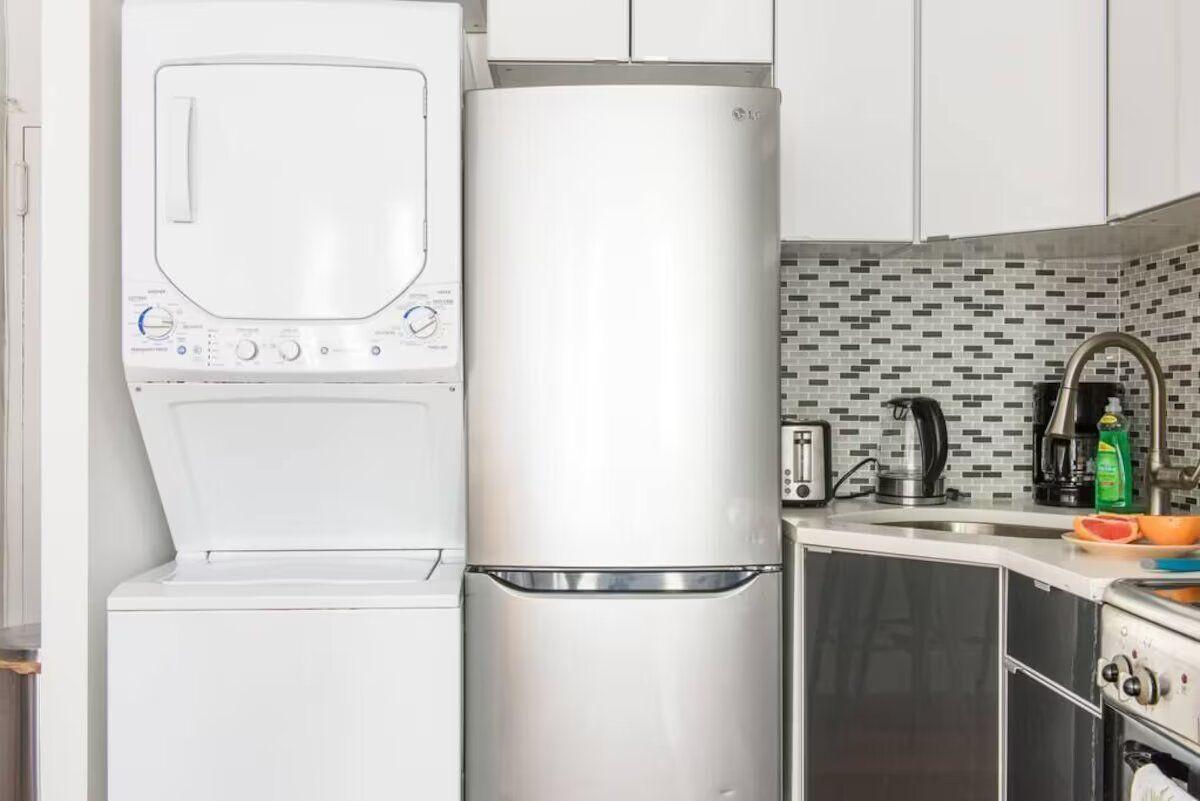 Convenient Studio One Bathroom Apartment