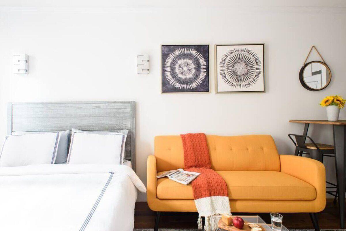 Convenient Studio One Bathroom Apartment