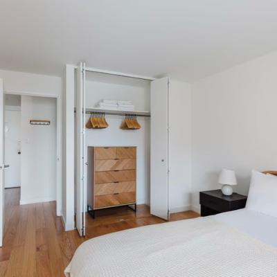 One Bedroom Apartment In Central Park